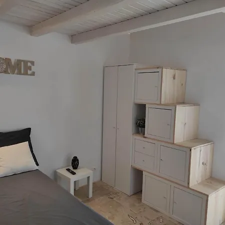 60m² Entierement Climatise Gassin